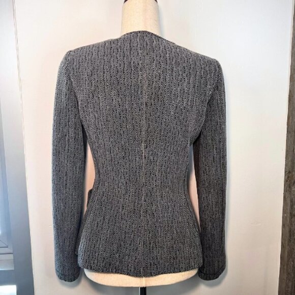 ARMANI COLLEZIONI Wool Herringbone Blazer Jacket Asymmetrical Buttons Size 4 - Picture 7 of 16